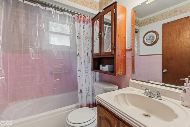 5000 Robert Street, Shelby Twp, MI 48316