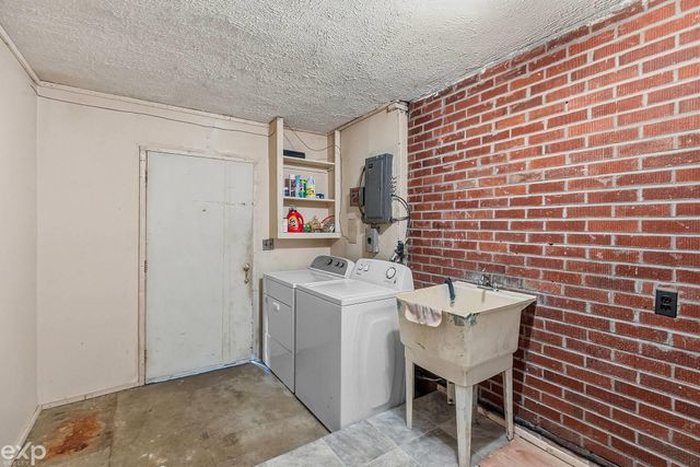 5000 Robert Street, Shelby Twp, MI 48316