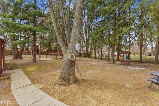 5000 Robert Street, Shelby Twp, MI 48316