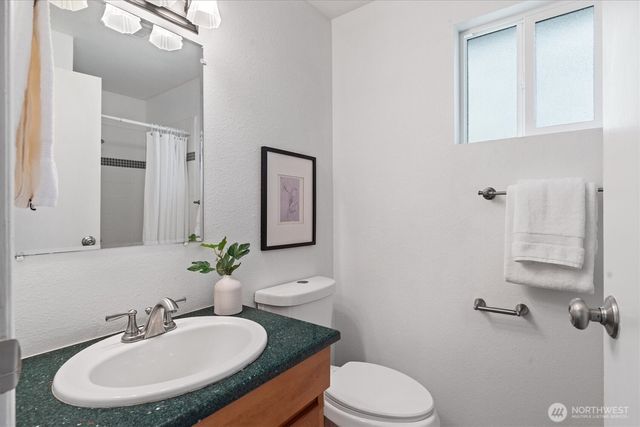 12026 40th Avenue NE, Seattle, WA 98125