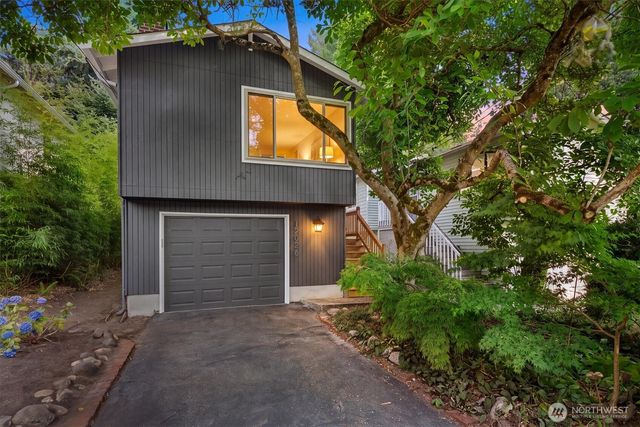 12026 40th Avenue NE, Seattle, WA 98125