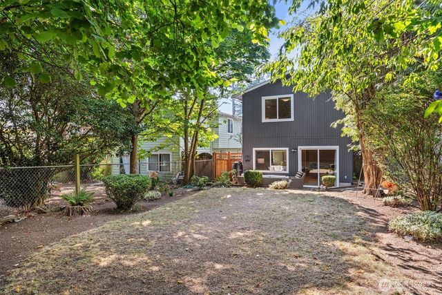 12026 40th Avenue NE, Seattle, WA 98125