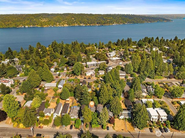 12026 40th Avenue NE, Seattle, WA 98125