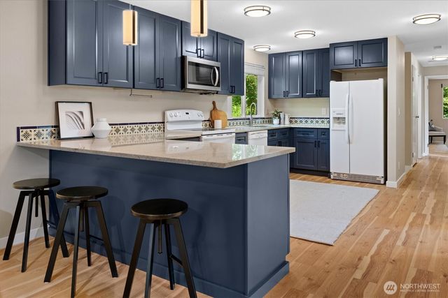 12026 40th Avenue NE, Seattle, WA 98125