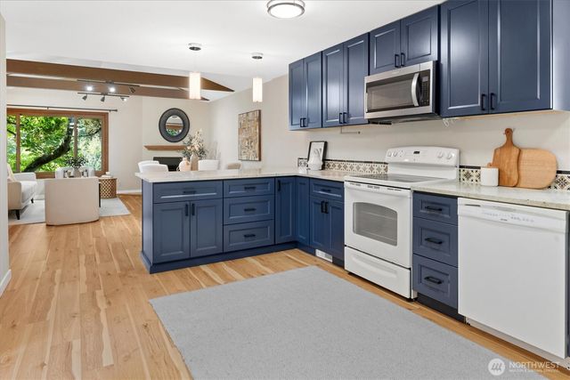 12026 40th Avenue NE, Seattle, WA 98125