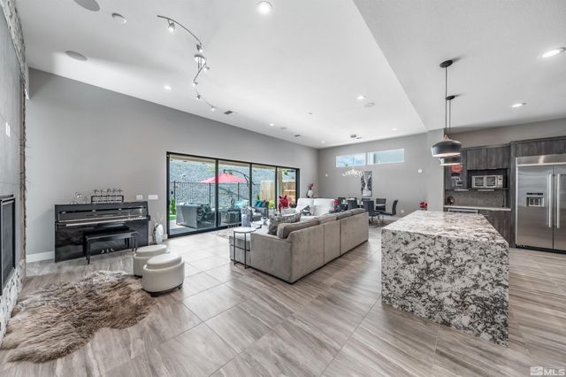 3028 Amethyst Hills Drive, Reno, NV 89521