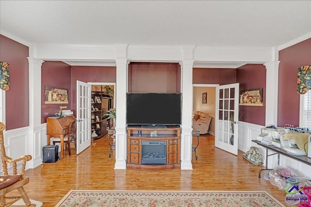 264 Lillian Drive, Byron, GA 31008