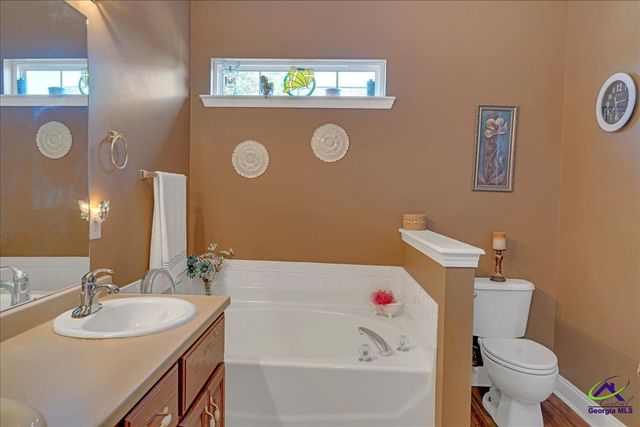 264 Lillian Drive, Byron, GA 31008