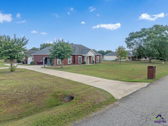 264 Lillian Drive, Byron, GA 31008