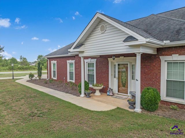 264 Lillian Drive, Byron, GA 31008