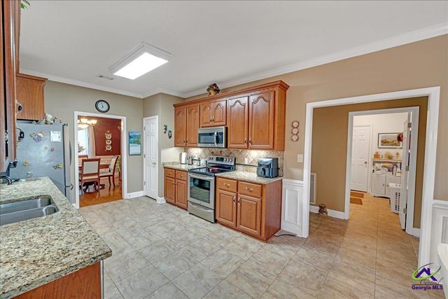 264 Lillian Drive, Byron, GA 31008