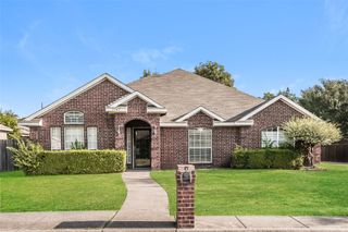 1141 Ranch Valley Drive, Desoto, TX 75115