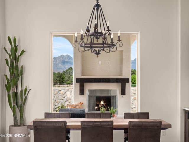 3848 Santa Catalina Loop, Las Cruces, NM 88005
