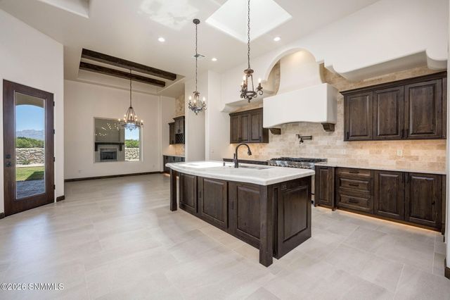 3848 Santa Catalina Loop, Las Cruces, NM 88005