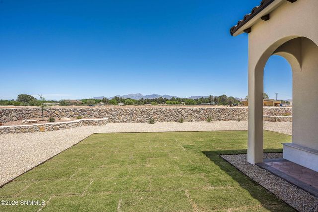 3848 Santa Catalina Loop, Las Cruces, NM 88005