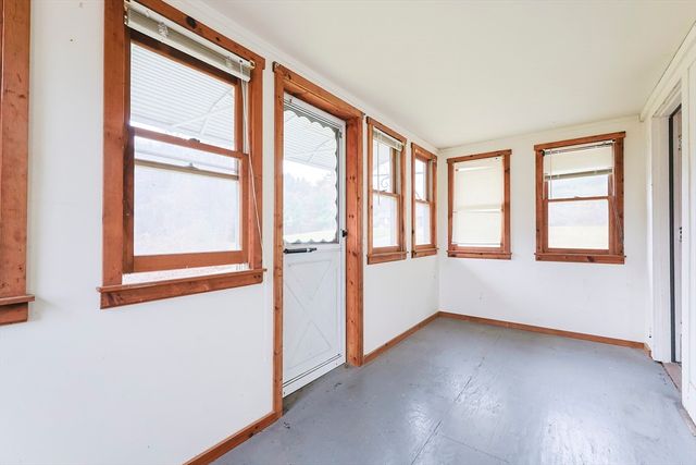 71 W Main St, West Brookfield, MA 01585