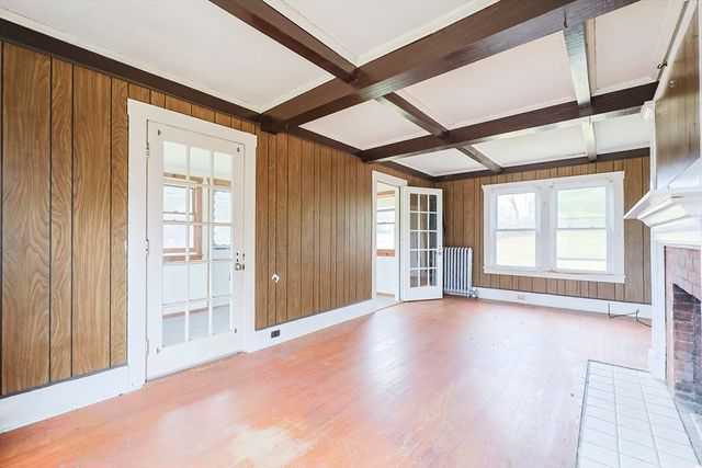 71 W Main St, West Brookfield, MA 01585