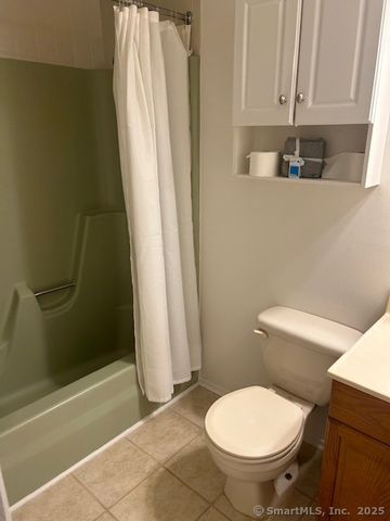 62 Heather Ridge 62, Shelton, CT 06484