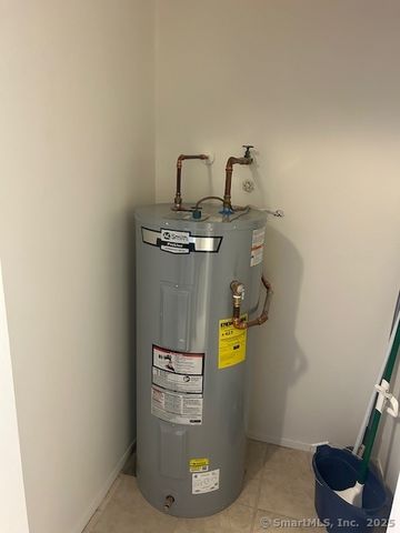 62 Heather Ridge 62, Shelton, CT 06484