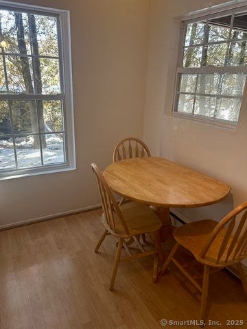 62 Heather Ridge 62, Shelton, CT 06484