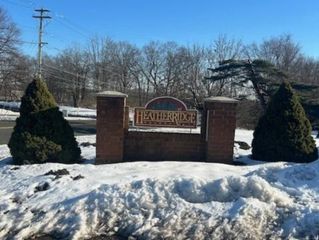 62 Heather Ridge 62, Shelton, CT 06484