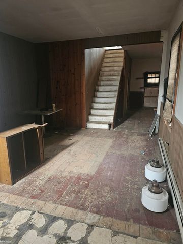 213 E Saint Clair Street, Marine City, MI 48039