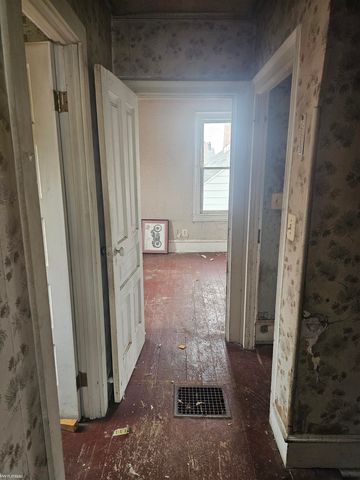 213 E Saint Clair Street, Marine City, MI 48039