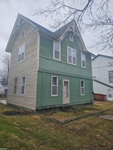 213 E Saint Clair Street, Marine City, MI 48039