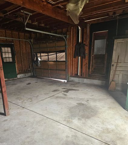 213 E Saint Clair Street, Marine City, MI 48039