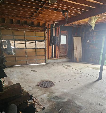 213 E Saint Clair Street, Marine City, MI 48039