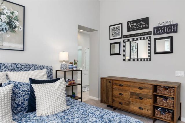 18728 Seville Way, Canyon Country, CA 91387