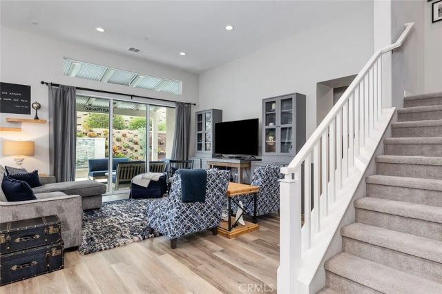 18728 Seville Way, Canyon Country, CA 91387