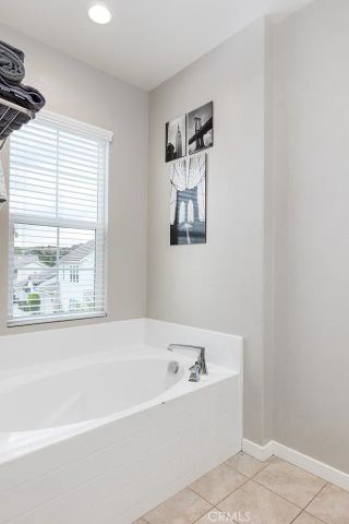 18728 Seville Way, Canyon Country, CA 91387