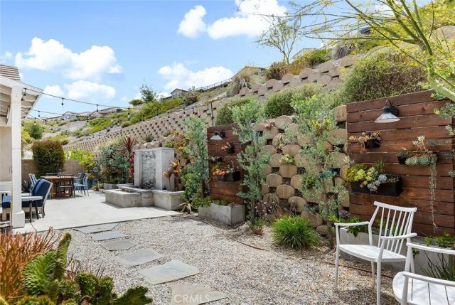 18728 Seville Way, Canyon Country, CA 91387
