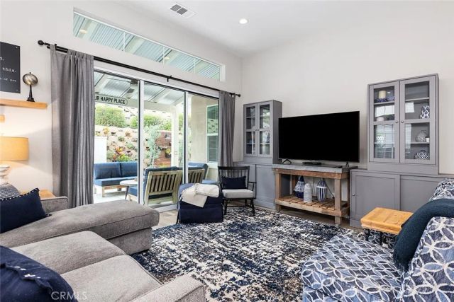 18728 Seville Way, Canyon Country, CA 91387