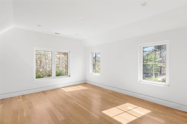 354 St Andrews Road, Southampton, NY 11968