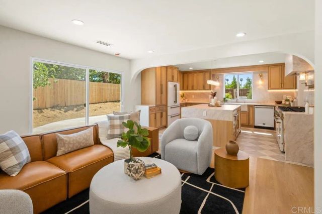 6280 Lance Place, San Diego, CA 92120