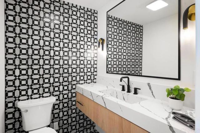 6280 Lance Place, San Diego, CA 92120