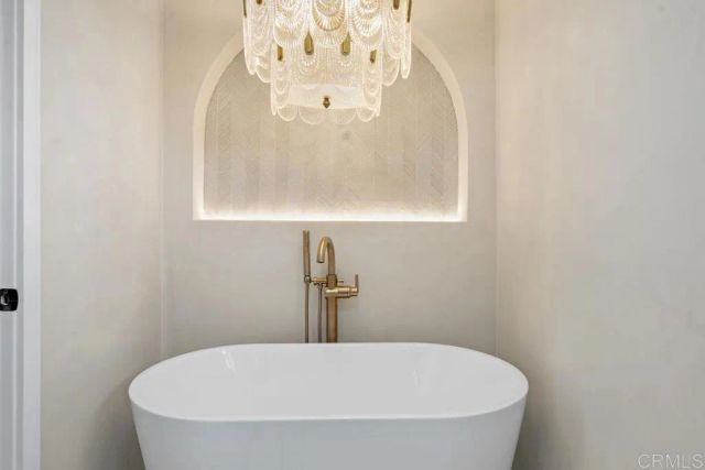 6280 Lance Place, San Diego, CA 92120