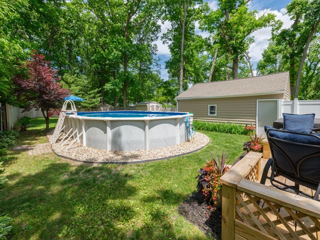 1516 Romence Road, Portage, MI 49024