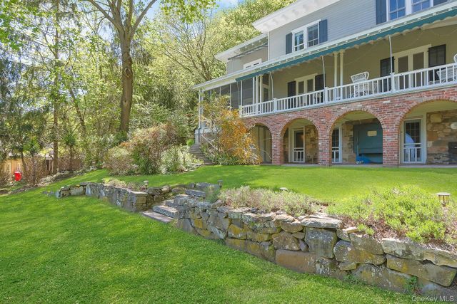 34 Lawrence Lane, Palisades, NY 10964