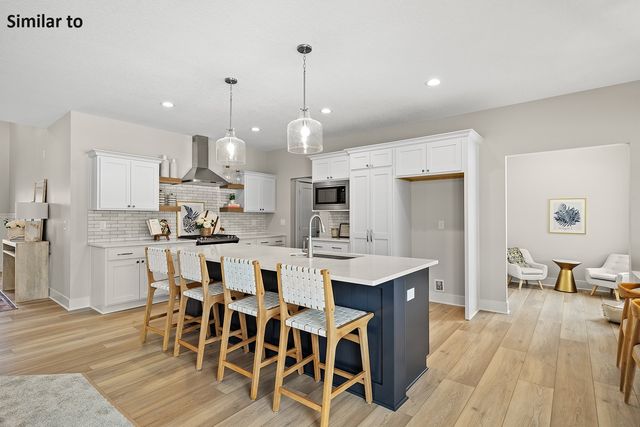 1390 NW Linda Lane, Waukee, IA 50263