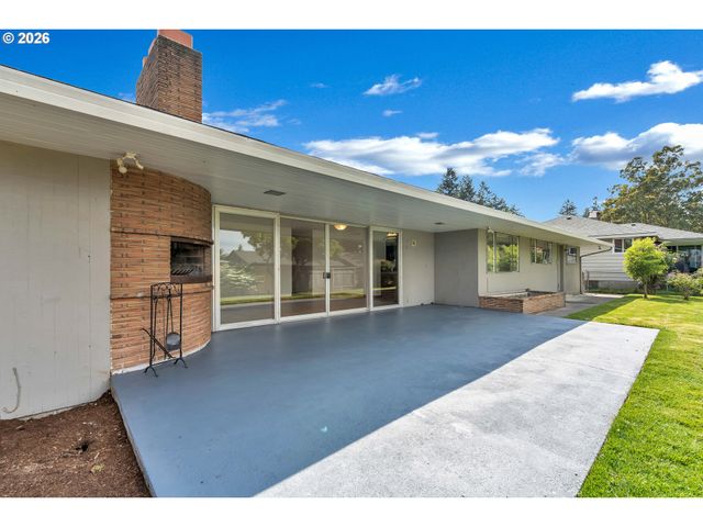 11731 Ne FARGO Ct, Portland, OR 97220