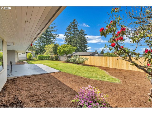11731 Ne FARGO Ct, Portland, OR 97220