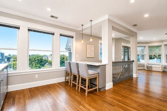 16 Lingard 2, Boston, MA 02125