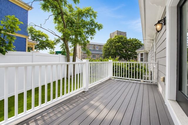 16 Lingard 2, Boston, MA 02125