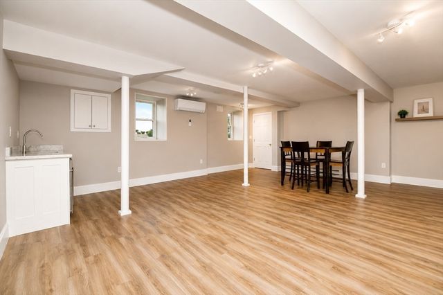16 Lingard 2, Boston, MA 02125