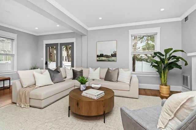16 Lingard 2, Boston, MA 02125