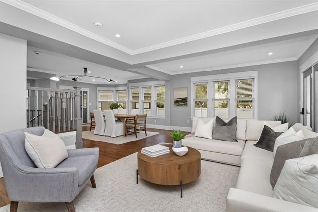 16 Lingard 2, Boston, MA 02125