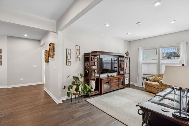 1873 White Lake Drive, Antioch, IL 60002